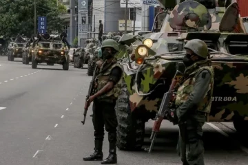 பாதிக்கப்பட்ட மக்களுக்கு உதவ களமிறங்கிய இராணுவம்!