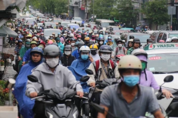 வியட்நாமில் பெட்ரோலில் இயங்கும் வாகனங்களுக்கு தடை