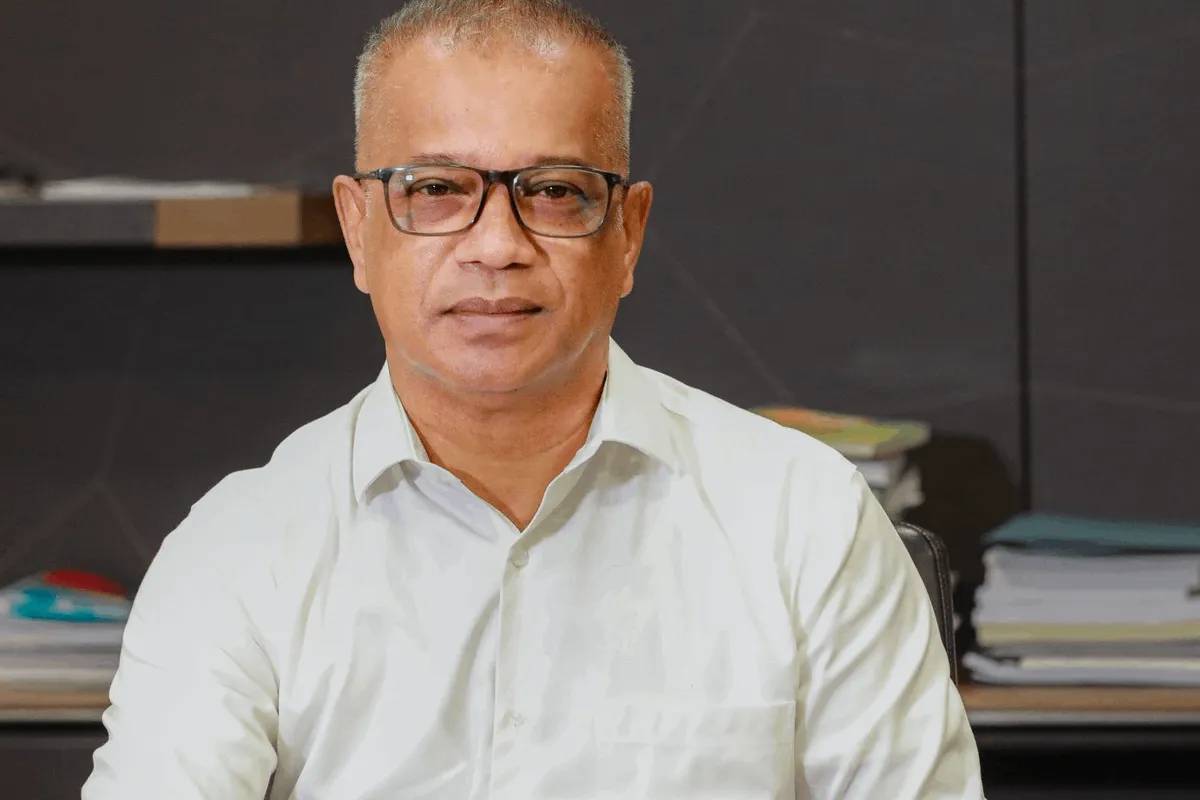 ஜனாதிபதி பொது மன்னிப்பு வழங்குவது ஜனநாயக விரோதமானது..! அமைச்சர் கே.டி லால்காந்த விமர்சனங்களுக்கு பதிலடி | Prez Pardon Is Not Democratic Says Lalkantha
