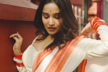 நான் அதுக்காக ரொம்பவே ஏங்குவேன்.. ஃபுல் டைம் எனக்கு வேண்டும்!! 19 வயது அனிகா..