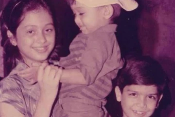 இந்த புகைப்படத்தில் இருக்கும் பிரபல நடிகை யார் தெரியுமா.. நீங்களே பாருங்க