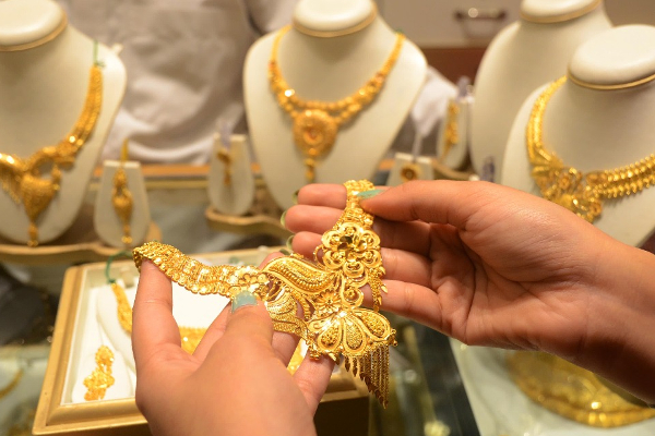 Gold jewellery