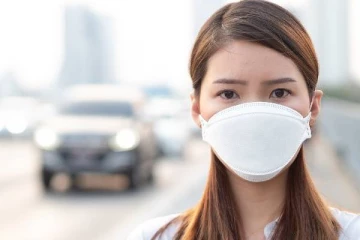 சீனாவில் பெண் ஊழியருக்கு கொரோனா தொற்று...460 விமானங்கள் ரத்து!