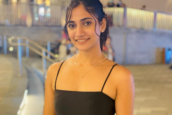 லாஸ்லியாவா இது.. ஜிம் உடையில் வெறித்தனமாக ஒர்கவுட் செய்யும் வீடியோ | Losliya Gym Workout Video லாஸ்லியாவா இது.. ஜிம் உடையில் வெறித்தனமாக ஒர்கவுட் செய்யும் வீடியோ | Losliya Gym Workout Video