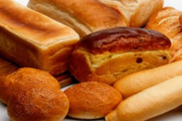 අද මධ්‍යම රාත්‍රියේ සිට පාන් ඇතුළු බේකරි නිෂ්පාදන වල මිල පහළට