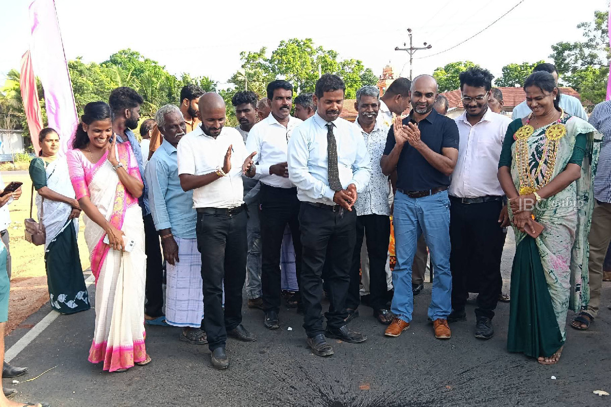 வட்டுவாகல் பாலத்தின் நிர்மாணிப்பு பணிகளை பார்வையிட்ட பிரதி அமைச்சர் | Minister Inspects Work On Vattuvagal Bridge வட்டுவாகல் பாலத்தின் நிர்மாணிப்பு பணிகளை பார்வையிட்ட பிரதி அமைச்சர் | Minister Inspects Work On Vattuvagal Bridge