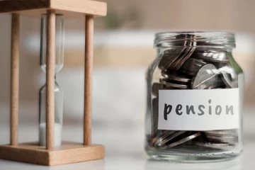 இலங்கையில் புதிதாக அறிமுகமாகும் ஓய்வூதிய முறைமை..!