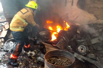 தீ விபத்து! விமானப்படையினரின் துணிகர செயல்