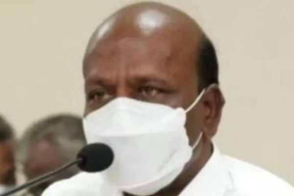 மாணவர்களுக்கு பள்ளிகளிலேயே தடுப்பூசி செலுத்த நடவடிக்கை\