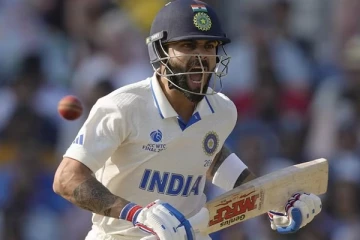 வெளுத்து வாங்கும் விராட் கோலி - டெஸ்ட் கிரிக்கெட்டில் புதிய சாதனை!