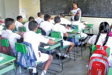 ஐந்து நாட்களும் ஆசிரியர்களை அழைப்பது சாத்தியமில்லை: இலங்கை தமிழர் ஆசிரியர் சங்கம் (VIDEO)