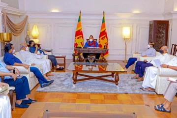 ராஜபக்சர்களின் நள்ளிரவு இரகசிய ஒப்பந்தம்! ஜனாதிபதி எடுத்துள்ள முக்கிய தீர்மானம்