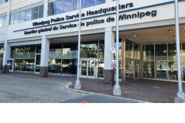 கனடாவில் தகாத செயலில் ஈடுபட்ட படைவீரர் கைது