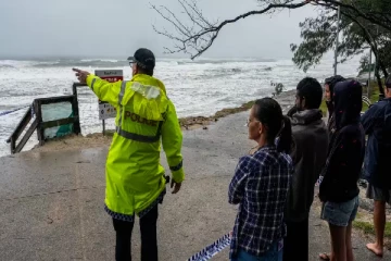 மோர்டன் தீவில் ஆல்ஃபிரட் சூறாவளி