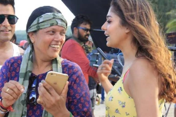 உன் நிஜ முகத்தை காட்டு.. பப்ளிக்கில் நடிகை நயன் தாராவை அவமானப்படுத்தி பேசிய பிருந்தா மாஸ்டர்..