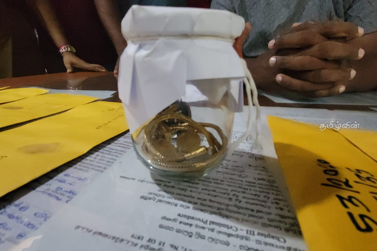 மட்டுவில் பன்றித்தலைச்சி அம்மன் ஆலயத்தில் திருட்டு! பெண் உட்பட மூவர் கைது | 3 Arrested Jewelry Panriththalaichchi Amman