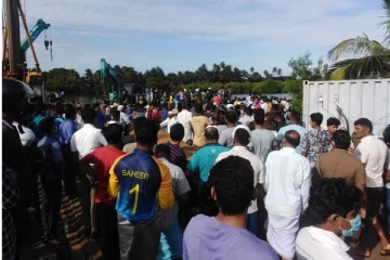 இலங்கையில் இன்று காலை இடம்பெற்ற துயரம்; 6 மாணவர்கள் பலி