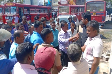 யாழில் பொது மலசலகூடம் யாருக்கு சொந்தம்; மத்திய பேருந்து நிலையத்தில் முறுகல் நிலை