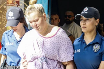 பிறந்த குழந்தையை கழிவறையில் கைவிட்ட 18 வயது ரஷ்ய பெண்! 15 ஆண்டுகள் சிறை விதித்த துருக்கி நீதிமன்றம்