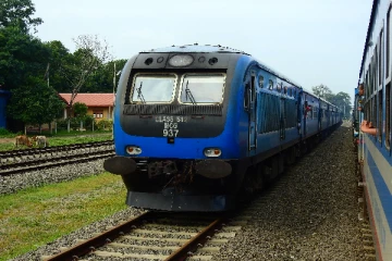 ஒரே தொடருந்தில் பதிவான இரு உயிரிழப்புக்கள்