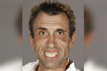 ஒரே நாளில் மூன்று முறை கைது செய்யப்பட்ட நபர்: நடந்தது என்ன?