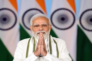 ஓய்வை அறிவிக்க உள்ளாரா பிரதமர் மோடி? மகாராஷ்டிரா முதல்வர் விளக்கம்