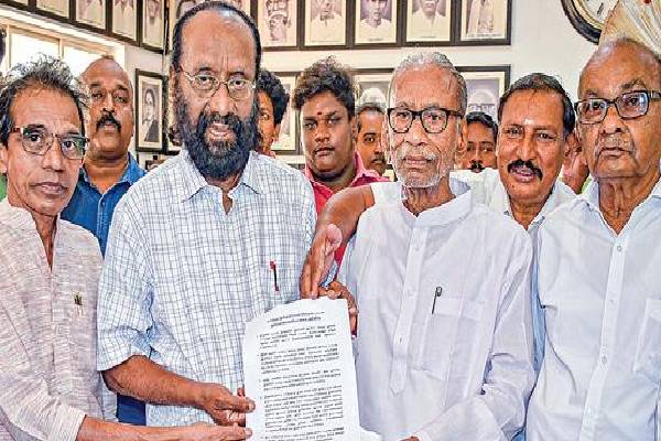 விடுதலைப்புலிகளின் தலைவர் தொடர்பில் ராஜபக்சவினால் மறைக்கப்பட்ட வெள்ளை அறிக்கை! மூத்த வழக்கறிஞர் தகவல் | Ltte Leader Prabhakaran Is Alive Natumaran
