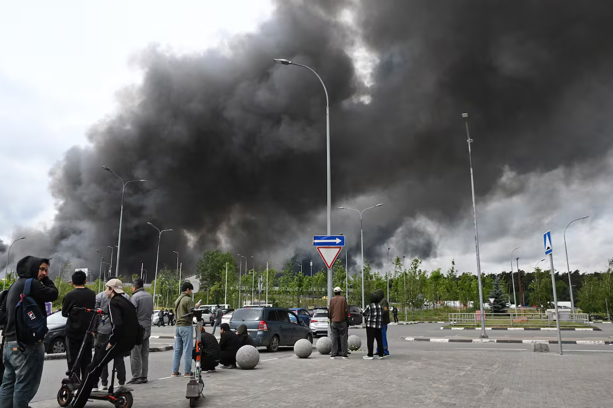 மாஸ்கோ எண்ணெய் சுத்திகரிப்பு ஆலை மீது உக்ரைன் தாக்குதல் | Ukraine Attacks Moscow Oil Refinery