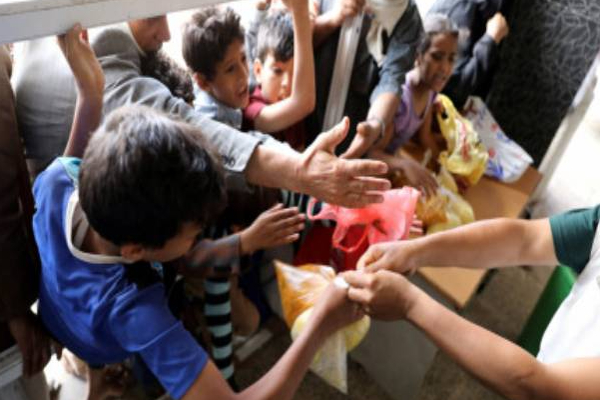 வெளிநாடொன்றில் உணவின்றி தவிக்கும் 1.55 கோடி மக்கள்! | People Are Suffering Food Shortage In Afghanistan
