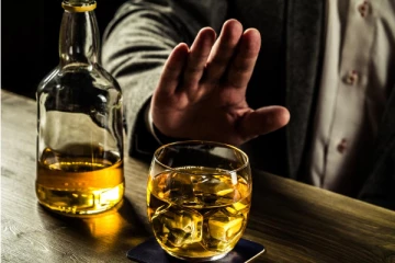 மதுவில் போதை ஏறவில்லை; மந்திரிக்கு குடி மகன் கடிதம்!