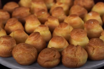 சுவையான பஞ்சு இனிப்பு போண்டா செய்வது எப்படி?