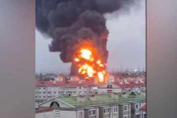 ரஷ்ய எண்ணெய் கிடங்கு மீது தாக்குதல் - உக்ரைன் தான் காரணம் என குற்றச்சாட்டு