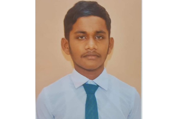 கண் பார்வையிழந்த நிலையிலும் தேசிய ரீதியில் யாழ் மாணவன் சாதனை! | Jaffna Student Achieves A National Achievement