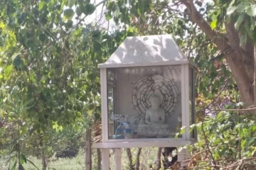 மக்கள் எதிர்ப்பையடுத்து சுழிபுரத்தில் அகற்றப்பட்ட புத்தர் சிலை