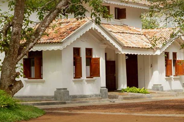 இலங்கையில் வீடுகளை விற்க முடியாமல் அவல நிலையில் உள்ள 10,000 பேர்! | 10 000 Sri Lankans Are Unable To Sell Their Homes இலங்கையில் வீடுகளை விற்க முடியாமல் அவல நிலையில் உள்ள 10,000 பேர்! | 10 000 Sri Lankans Are Unable To Sell Their Homes