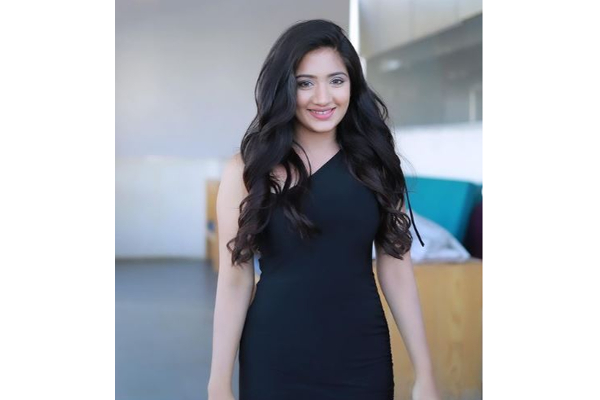 படையப்பா பாடலில் வரும் இந்த சிறு குழந்தை யார் என்று தெரியுமா?- அட இந்த சீரியல் நடிகையா? | Child Details In Rajinikanth Padaiyappa Movie