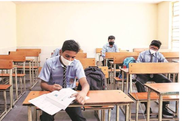 குஜராத் கலவரம் குறித்த சர்ச்சை கேள்வி  -  சிபிஎஸ்இ மன்னிப்பு கேட்ட சிபிஎஸ்இ - தமிழ்நாடு