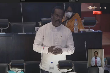 உயிருக்கு உத்தரவாதம் இன்றி செயலாற்றும் ஊடகவியலாளர் அரசாங்கத்தினால் ஓரங்கட்டப்பட்டுள்ளனர் - செல்வம் அடைக்கலநாதன்