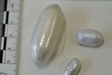 சுவிட்சர்லாந்தில் பிரபல உணவுப்பொருட்கள் தொழிற்சாலைக்கு வந்த பார்சல்கள்: பிரித்துப் பார்த்தபோது ஏற்பட்ட பயங்கர அதிர்ச்சி...