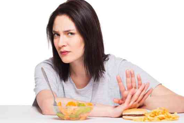 இரவு உணவை தவிர்த்தால் இந்த பிரச்சனைகள் வரலாம்! ஜாக்கிரதையாக இருங்க | Kipping Dinner Can Cause These Problems