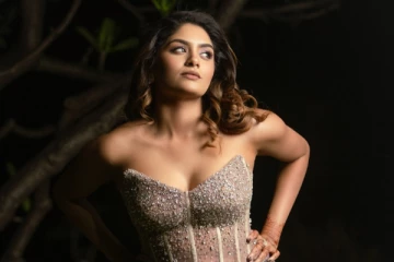 அதிதி ஷங்கரா இப்படி.. உச்சகட்ட கிளாமர் போட்டோஷூட்