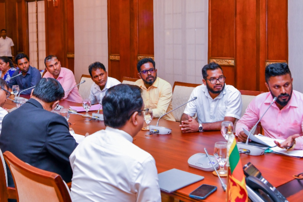 பட்டதாரிக ஆசிரியர் சேவை தொடர்பில் ஜனாதிபதி விடுத்துள்ள அழைப்பு | Anura School Development Officers Association பட்டதாரிக ஆசிரியர் சேவை தொடர்பில் ஜனாதிபதி விடுத்துள்ள அழைப்பு | Anura School Development Officers Association