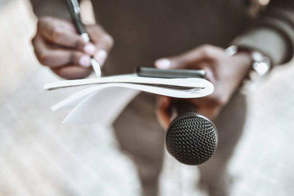 யுத்த காலங்களில் கடமையாற்றிய ஊடகவியலாளர்களுக்கு கௌரவிக்கும் நிகழ்வு | An Event To Honor Journalists Ampara