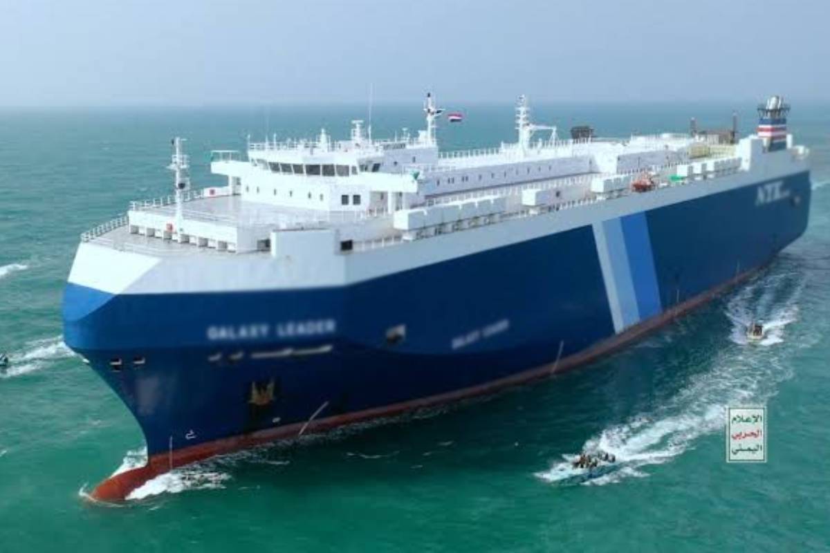 ஏமன் கடலில் கடத்தப்பட்ட சரக்குக் கப்பல்: சோமாலியக் கொள்ளையர்களின் பிடியில் எம்.டி ஆசானா | Cargo Ship Hijacked In The Sea Of Yemen ஏமன் கடலில் கடத்தப்பட்ட சரக்குக் கப்பல்: சோமாலியக் கொள்ளையர்களின் பிடியில் எம்.டி ஆசானா | Cargo Ship Hijacked In The Sea Of Yemen