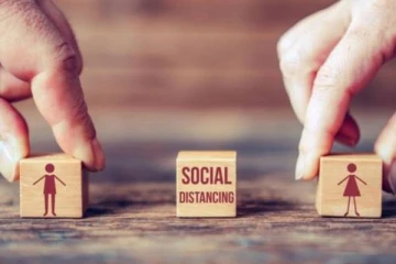 6 அடி இடைவெளி போதாது: புதிய ஆய்வின் முடிவு