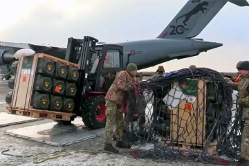 அத்துமீறும் ரஷ்யா! - உக்ரைனுக்கு பெருமளவு ஆயுதங்களை வழங்கும் பிரித்தானியா