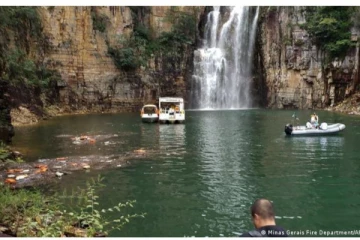 பாறை உடைந்து படகு மீது விழுந்து விபத்து ; பிரேசிலில் 7 பேர் உயிரிழந்த பரிதாபம்