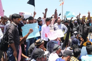 கொந்தளிக்கும் சிங்கள மக்கள்: தமிழ் மக்களின் நிலைப்பாடு என்ன..!