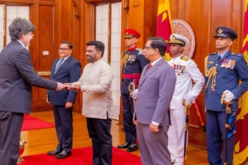 இலங்கை ஜனாதிபதி அநுர குமாரவிடம் நற்சான்றிதழ்களை கையளித்த 9 தூதுவர்கள்!