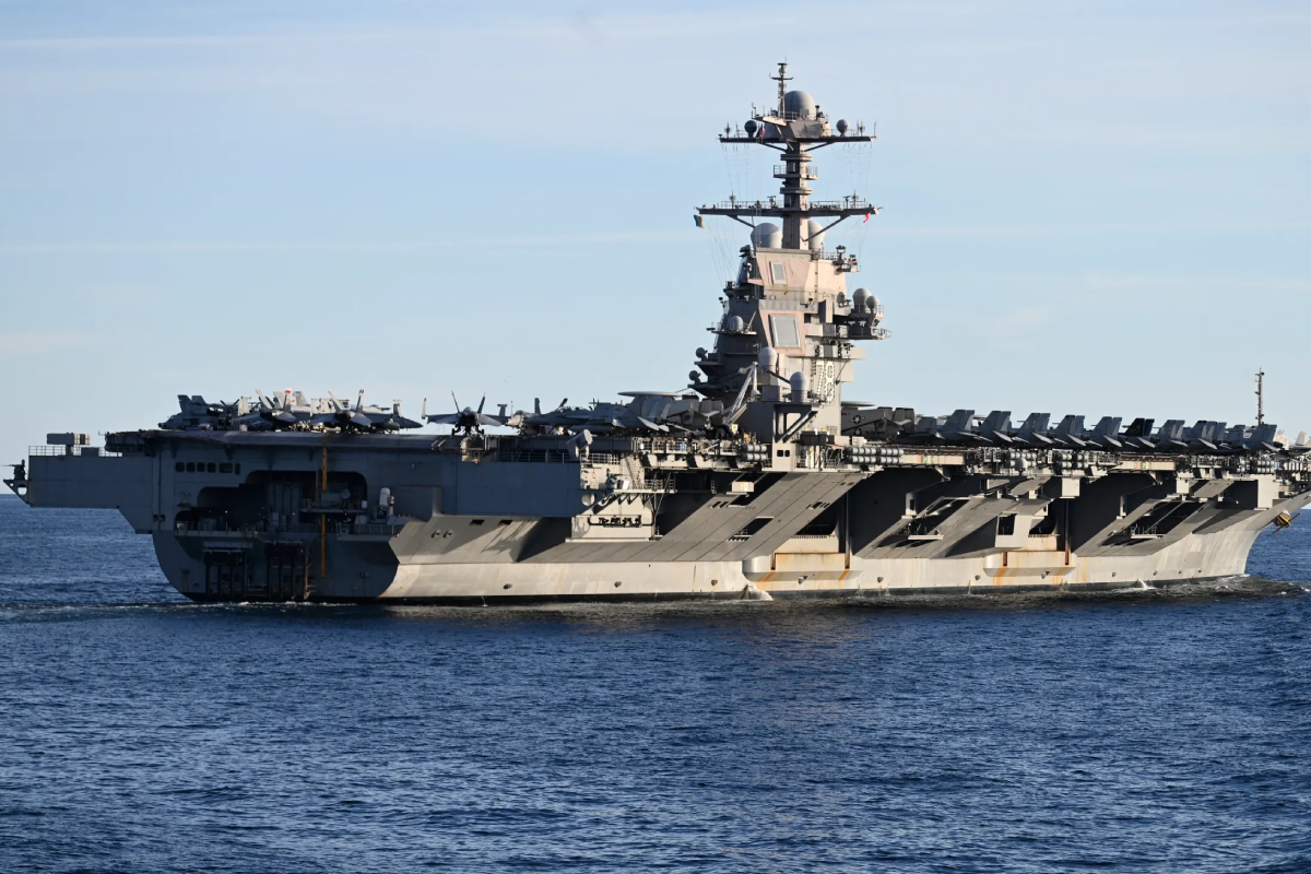 பற்றி எரிந்த அமெரிக்காவின் மிகப்பெரிய விமானம் தாங்கிக்கப்பல் Crete தீவில்..! | America Largest Aircraft Carrier Catches Fire பற்றி எரிந்த அமெரிக்காவின் மிகப்பெரிய விமானம் தாங்கிக்கப்பல் Crete தீவில்..! | America Largest Aircraft Carrier Catches Fire